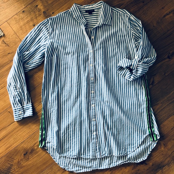 Tops - Women’s 1X blue/white stripe button down